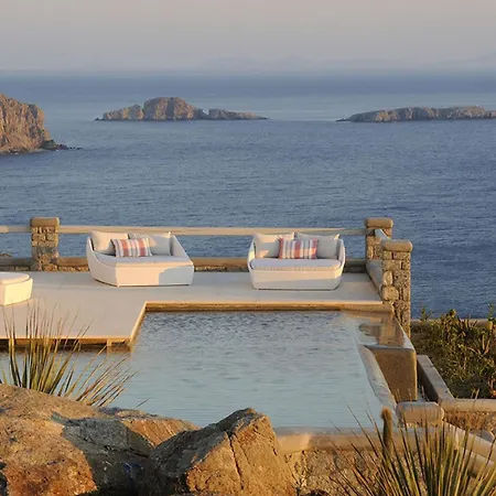 Seabird Sunbird Вилла *