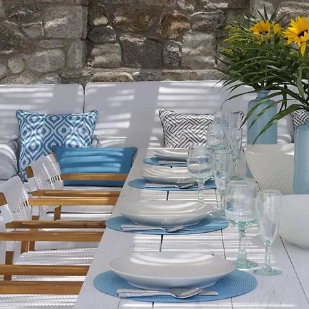 Seabird Sunbird Villa